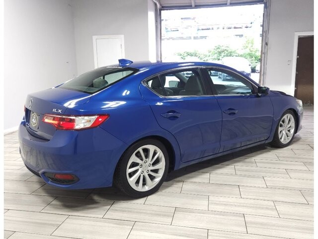 2016 Acura ILX in Cinnaminson, NJ 08077 - 18040512 5