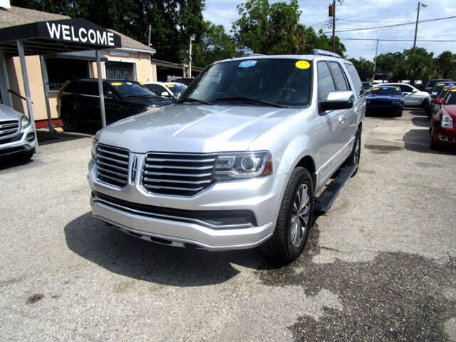 2017 Lincoln Navigator in Tampa, FL 33604-6914 - 18040533 2