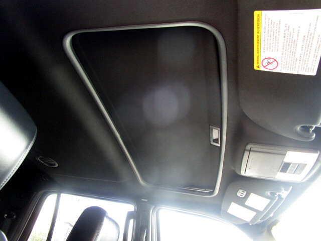 2017 Lincoln Navigator in Tampa, FL 33604-6914 - 18040533 17