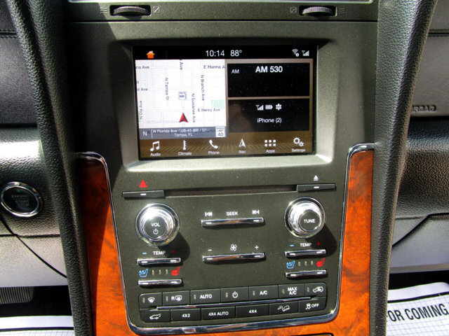 2017 Lincoln Navigator in Tampa, FL 33604-6914 - 18040533 5