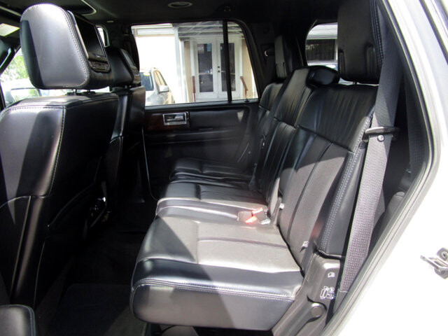 2017 Lincoln Navigator in Tampa, FL 33604-6914 - 18040533 13