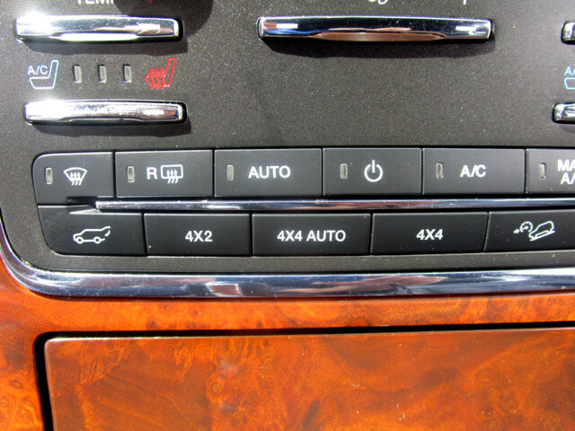 2017 Lincoln Navigator in Tampa, FL 33604-6914 - 18040533 6