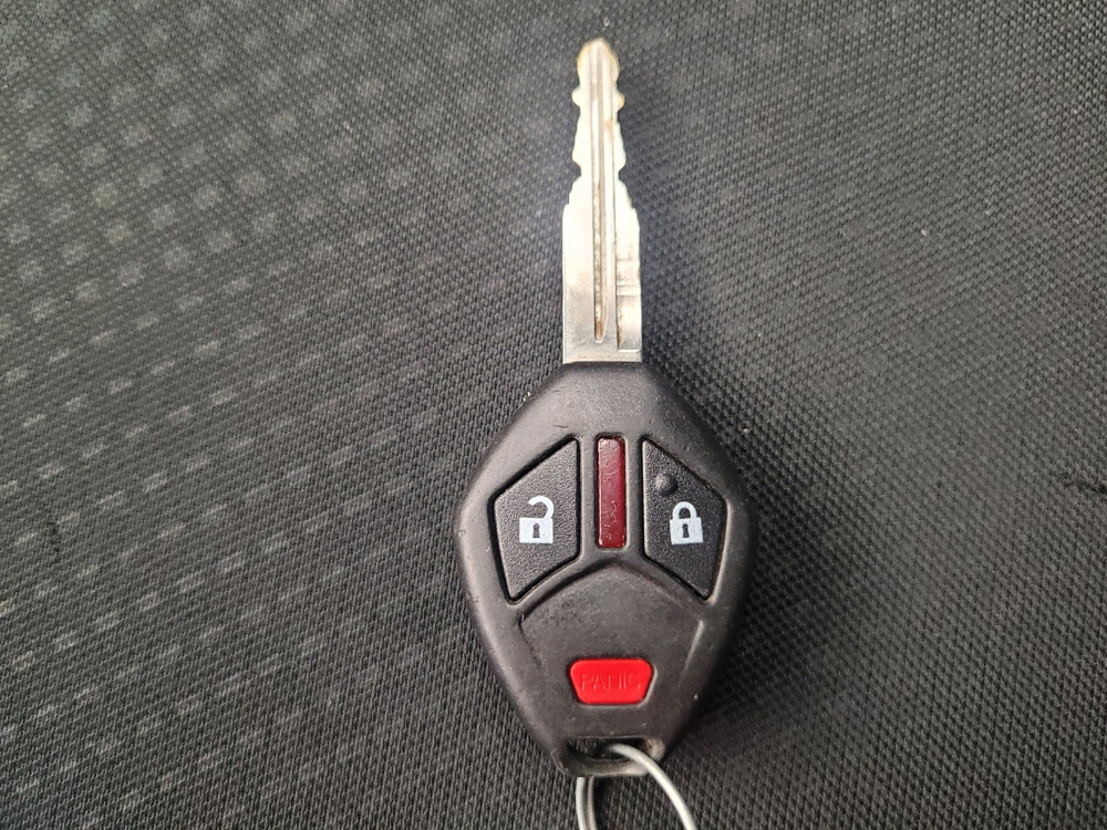 2015 Mitsubishi Outlander Sport in Fairfield, OH 45014 - 18040768 32