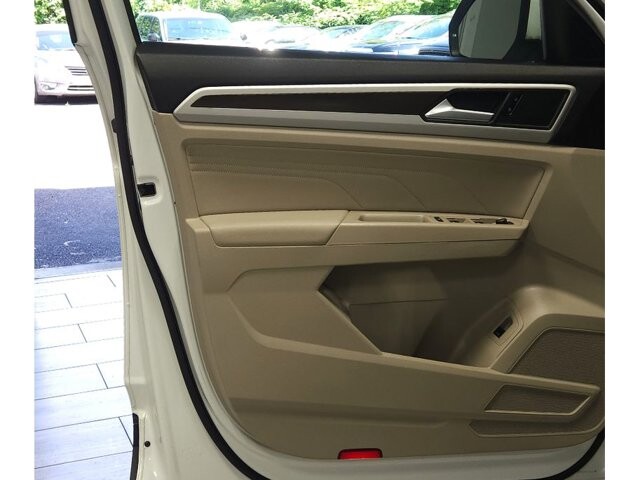 2022 Volkswagen Atlas in Cinnaminson, NJ 08077 - 18040888 10