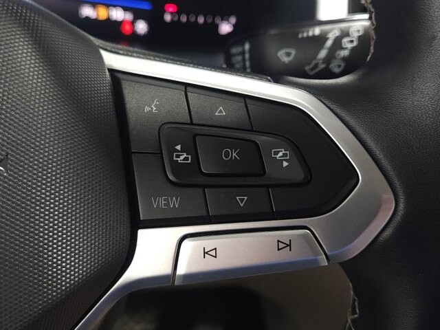 2022 Volkswagen Atlas in Cinnaminson, NJ 08077 - 18040888 17