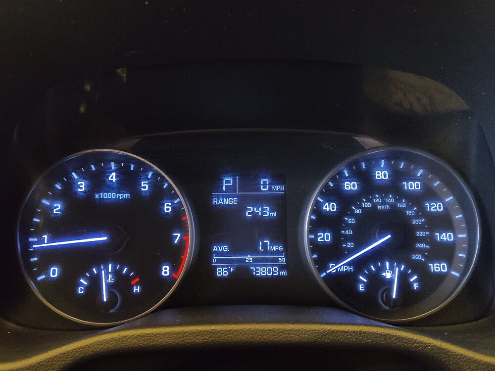 2017 Hyundai Elantra in Charlotte, NC 28213 - 18040988 23