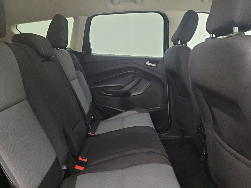 2018 Ford Escape in Louisville, KY 40258 - 18041857 19