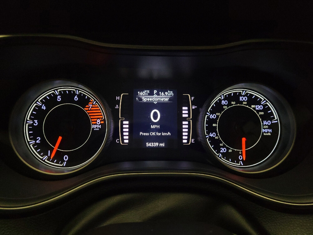 2019 Jeep Cherokee in Riverside, CA 92504 - 18041937 23