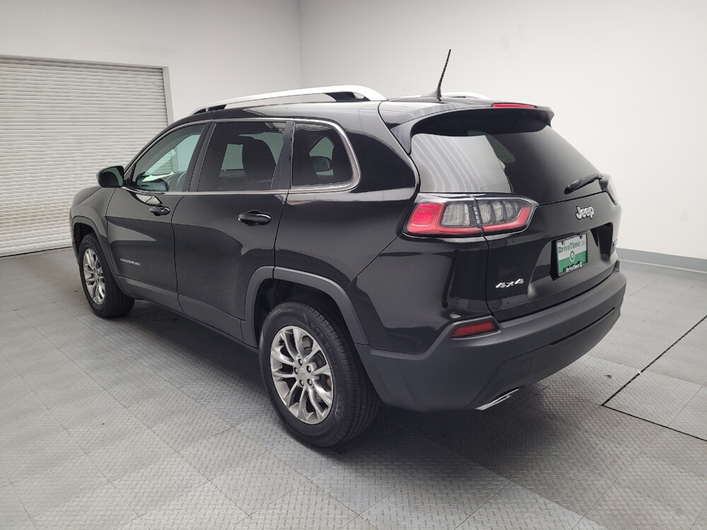2019 Jeep Cherokee in Riverside, CA 92504 - 18041937 5
