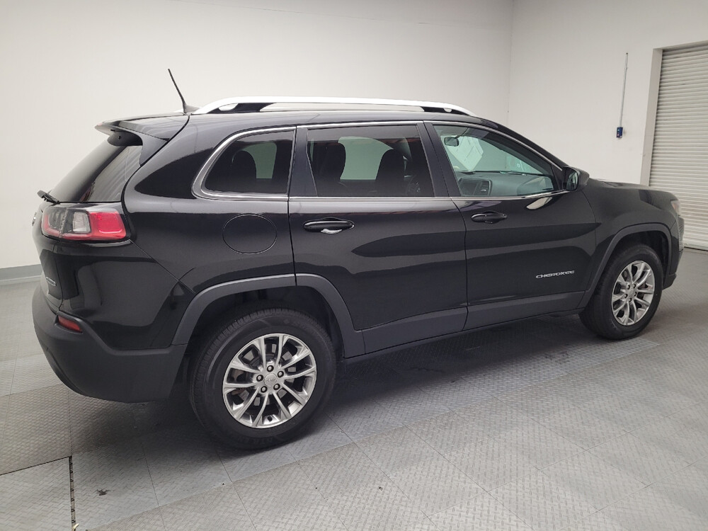2019 Jeep Cherokee in Riverside, CA 92504 - 18041937 10
