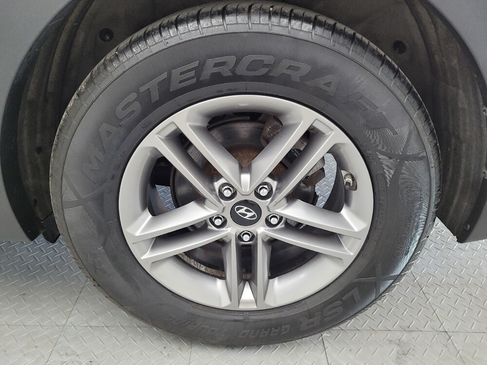 2017 Hyundai Santa Fe in Columbus, OH 43231 - 18041983 31