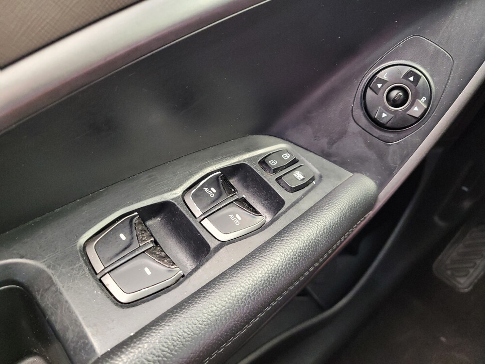 2017 Hyundai Santa Fe in Columbus, OH 43231 - 18041983 27