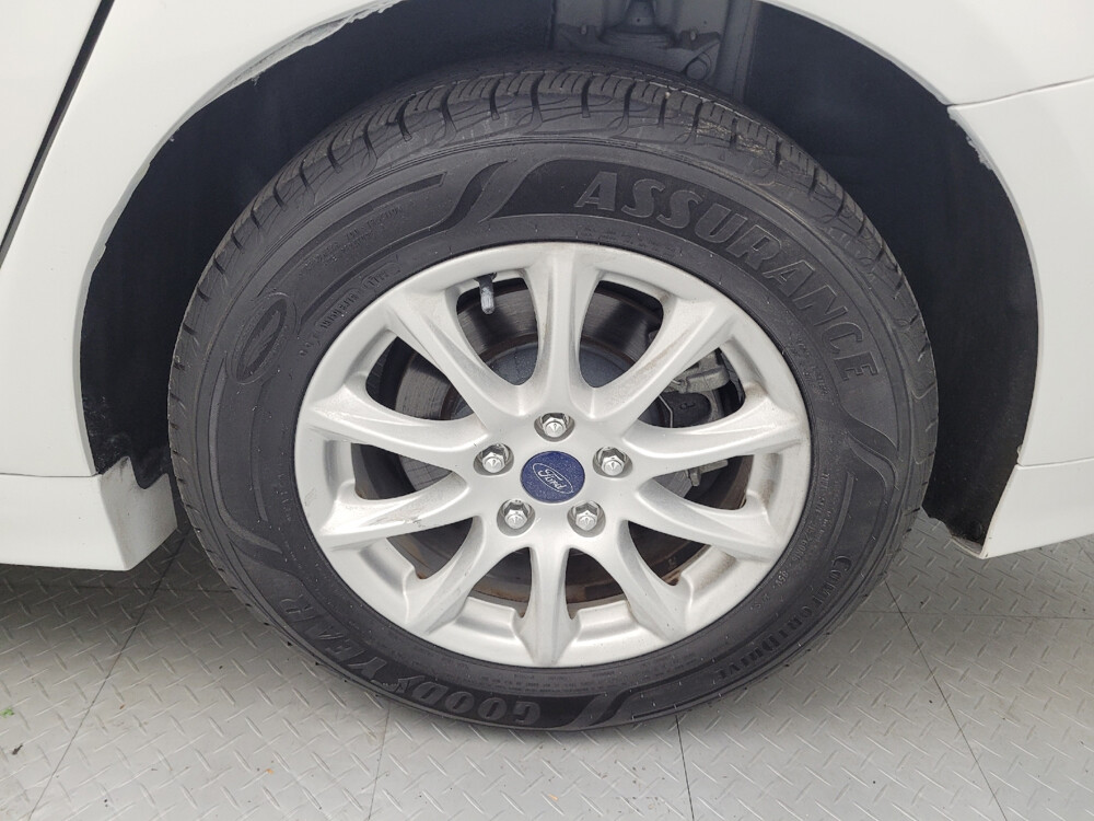 2018 Ford Fusion in Columbus, OH 43231 - 18042015 31