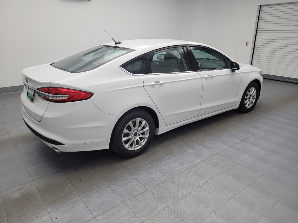 2018 Ford Fusion in Columbus, OH 43231 - 18042015 10