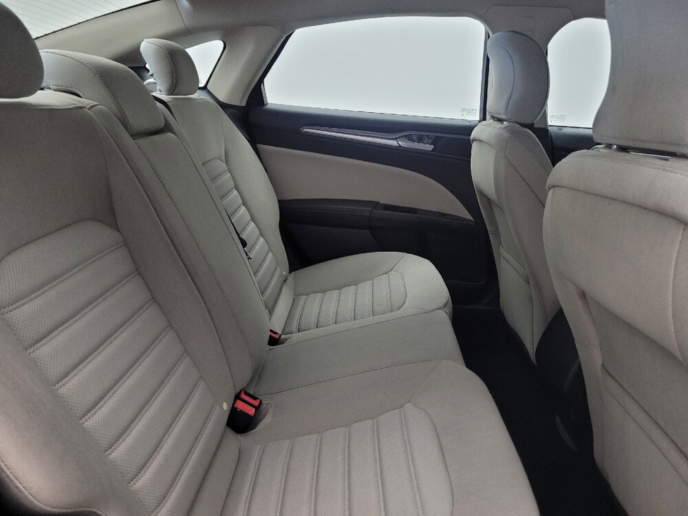 2018 Ford Fusion in Columbus, OH 43231 - 18042015 19