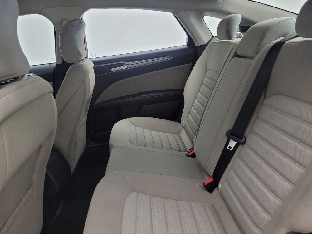 2018 Ford Fusion in Columbus, OH 43231 - 18042015 18