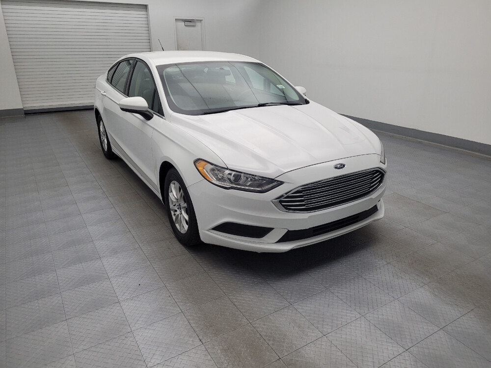 2018 Ford Fusion in Columbus, OH 43231 - 18042015 13
