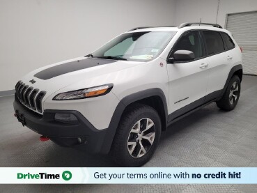 2016 Jeep Cherokee in Downey, CA 90241