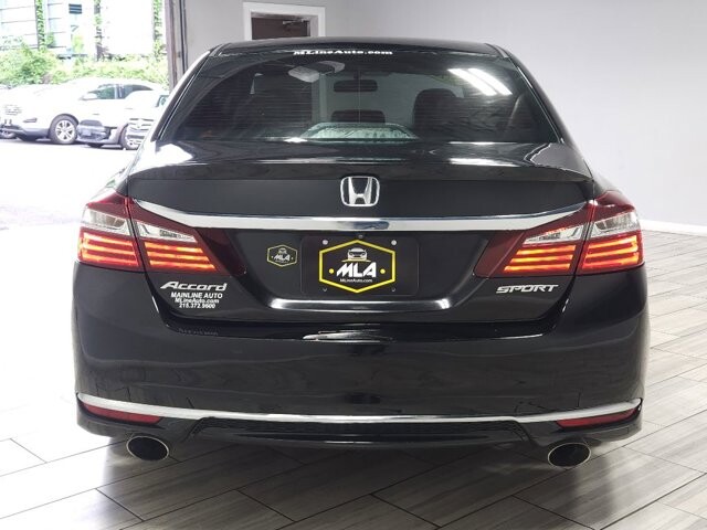 2016 Honda Accord in Cinnaminson, NJ 08077 - 18042048 4