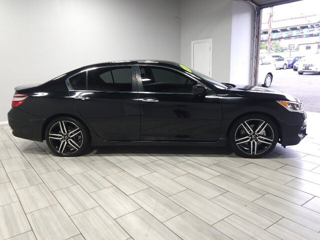 2016 Honda Accord in Cinnaminson, NJ 08077 - 18042048 6