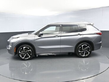 2022 Mitsubishi Outlander in Winchester, VA 22602