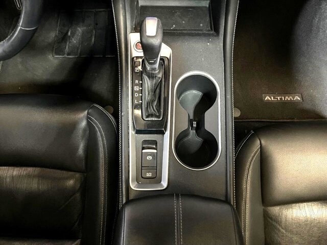 2019 Nissan Altima in Conyers, GA 30094 - 18042071 14