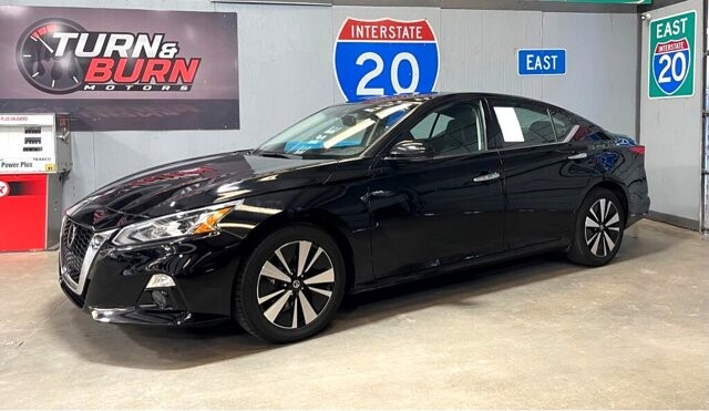2019 Nissan Altima in Conyers, GA 30094 - 18042071 3