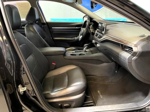 2019 Nissan Altima in Conyers, GA 30094 - 18042071 17