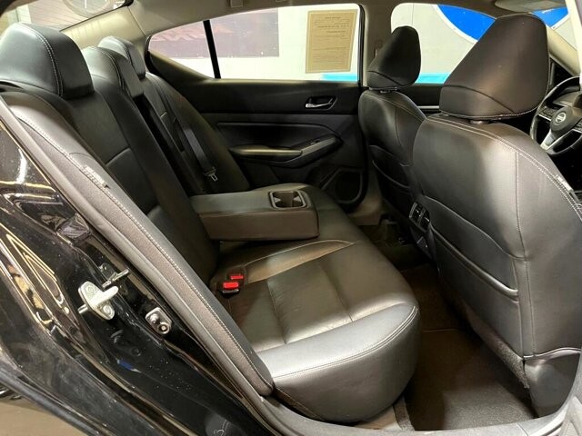 2019 Nissan Altima in Conyers, GA 30094 - 18042071 19