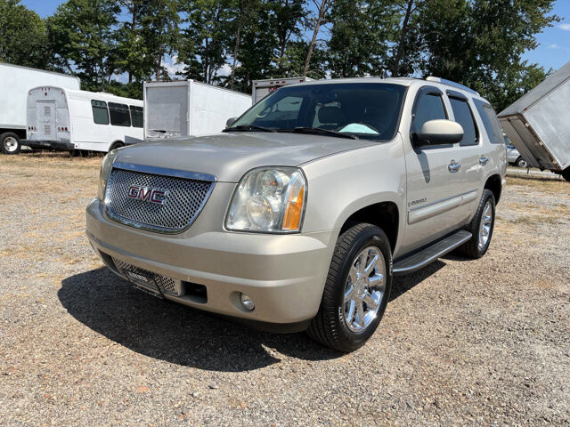 2007 GMC Yukon in Hickory, NC 28602-5144 - 18042139 3