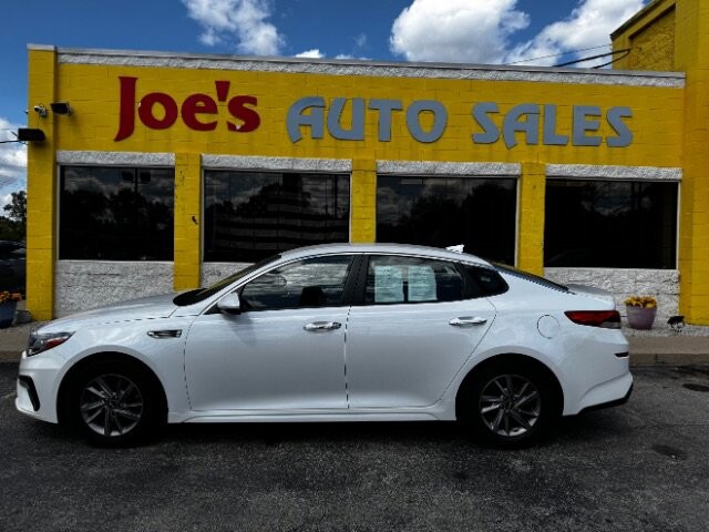 2020 Kia Optima in Indianapolis, IN 46222-4002 - 18042313