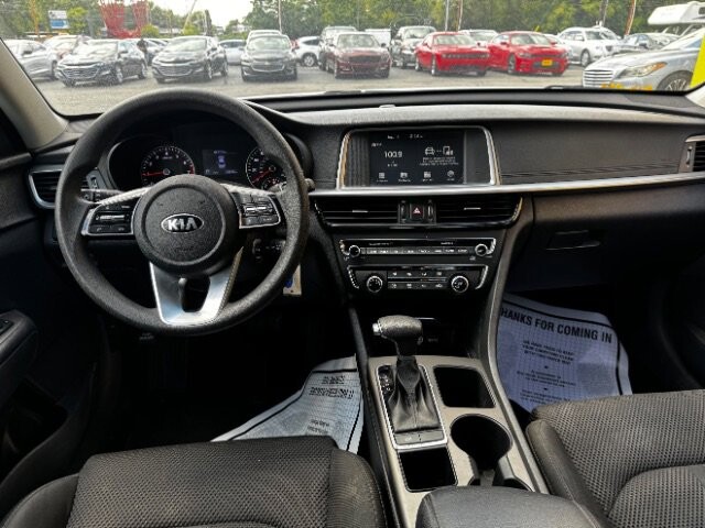 2020 Kia Optima in Indianapolis, IN 46222-4002 - 18042313 7