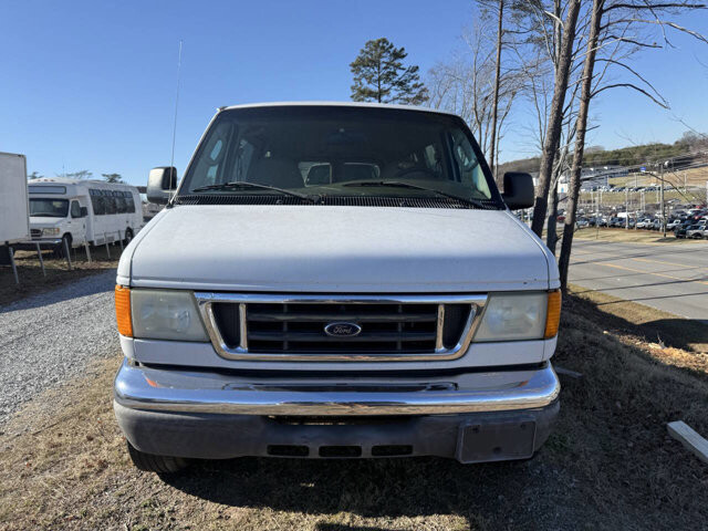 2004 Ford E-350 and Econoline 350 in Hickory, NC 28602-5144 - 18042397 2