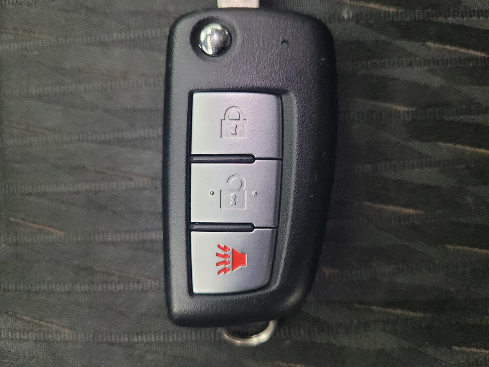 2019 Nissan Rogue in Huntsville, AL 35816 - 18042641 32