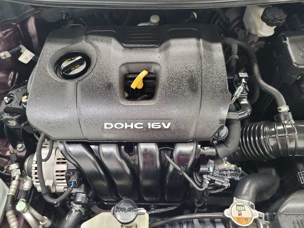 2018 Kia Forte in Las Vegas, NV 89104 - 18042647 30