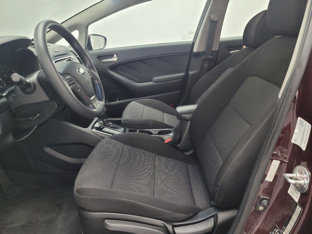 2018 Kia Forte in Las Vegas, NV 89104 - 18042647 17