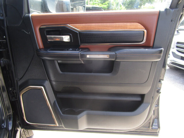 2021 RAM 3500 in Tampa, FL 33604-6914 - 18042671 21