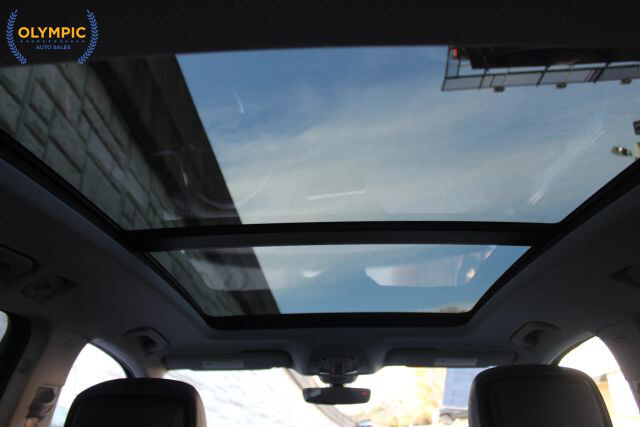 2018 Audi Q5 in Decatur, GA 30032 - 18042689 32