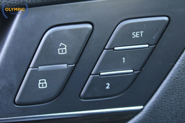 2018 Audi Q5 in Decatur, GA 30032 - 18042689 30