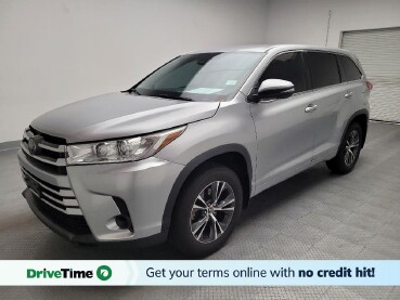 2018 Toyota Highlander in Sacramento, CA 95821