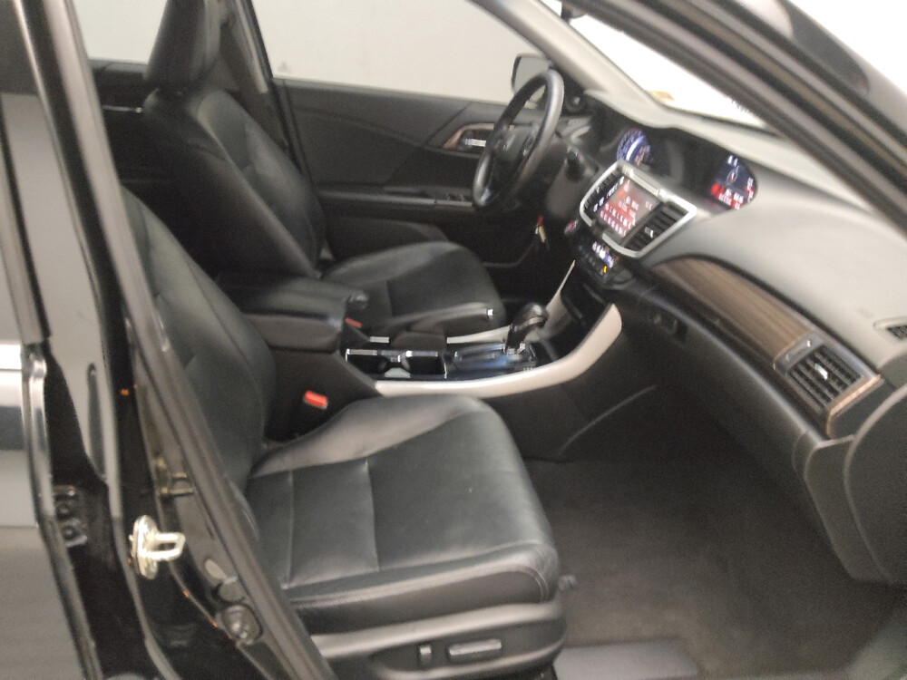 2016 Honda Accord in Jackson, MS 39211 - 18042708 21