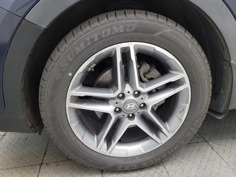 2017 Hyundai Santa Fe in Phoenix, AZ 85015 - 18042763 31