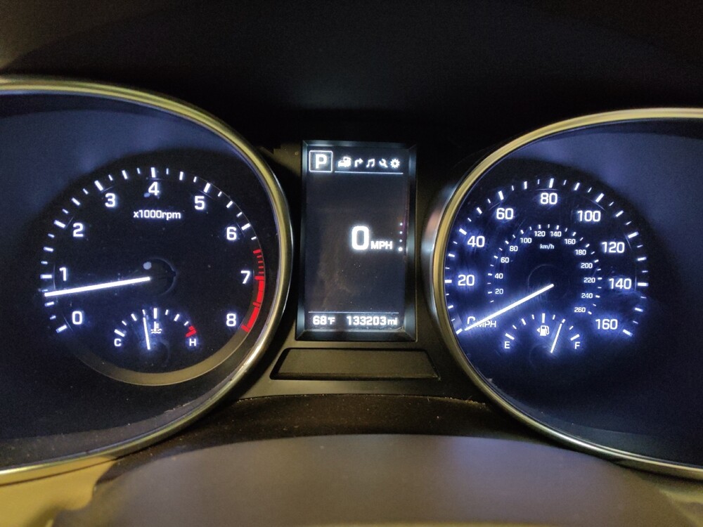 2017 Hyundai Santa Fe in Phoenix, AZ 85015 - 18042763 23