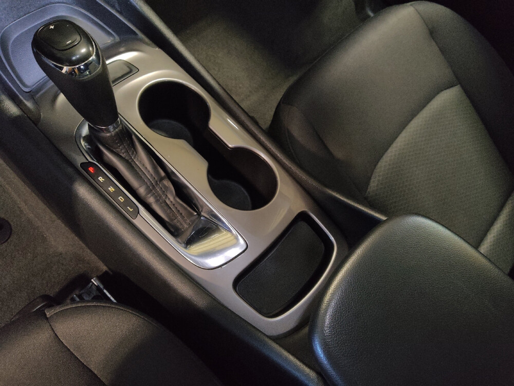 2017 Chevrolet Malibu in Jacksonville, FL 32225 - 18042806 26