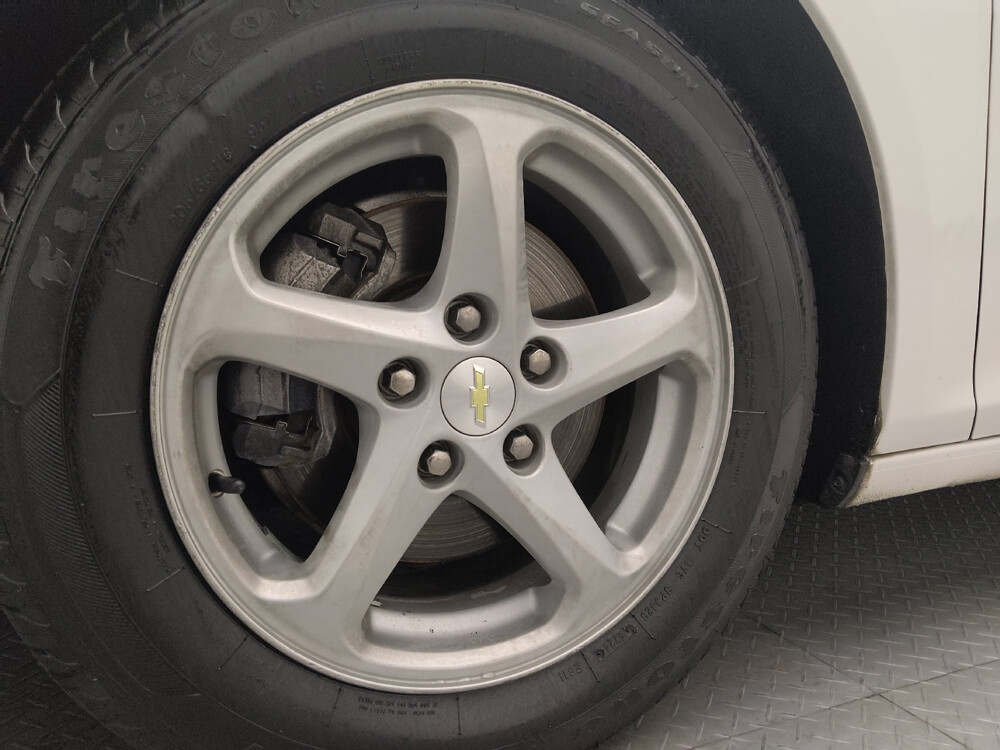 2017 Chevrolet Malibu in Jacksonville, FL 32225 - 18042806 31