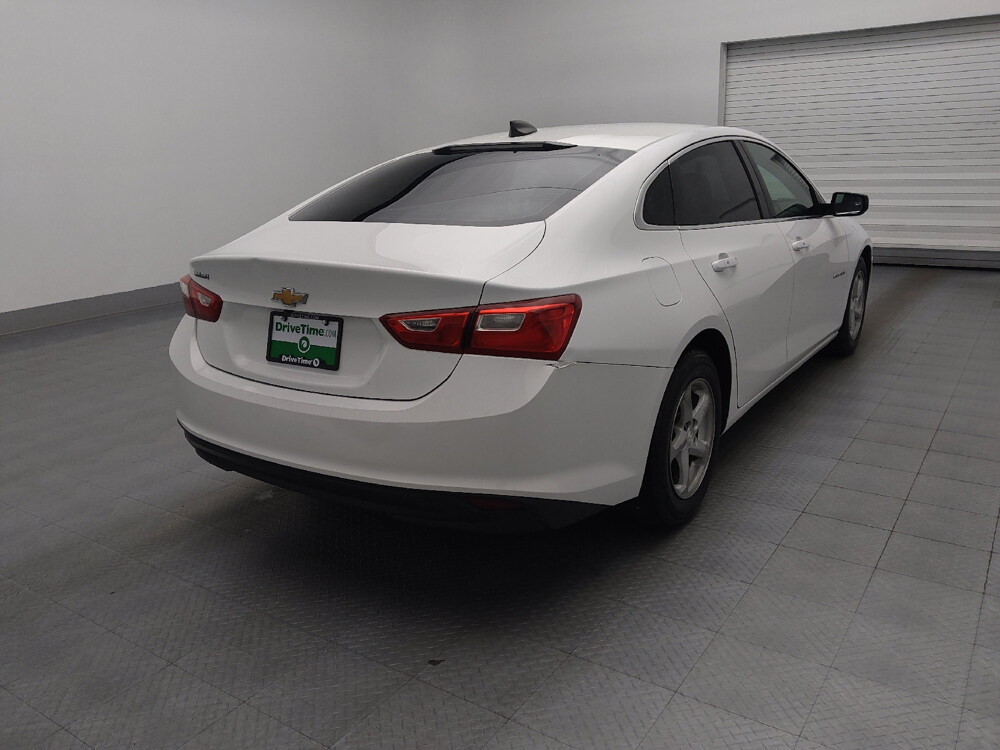 2017 Chevrolet Malibu in Jacksonville, FL 32225 - 18042806 9