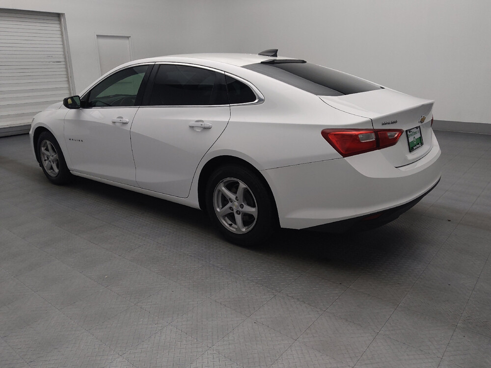 2017 Chevrolet Malibu in Jacksonville, FL 32225 - 18042806 3