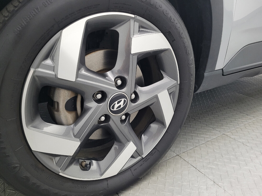 2021 Hyundai Venue in Sanford, FL 32773 - 18042818 31