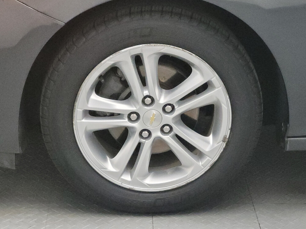 2018 Chevrolet Cruze in Plano, TX 75074 - 18042917 31