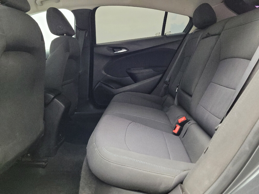 2018 Chevrolet Cruze in Plano, TX 75074 - 18042917 18